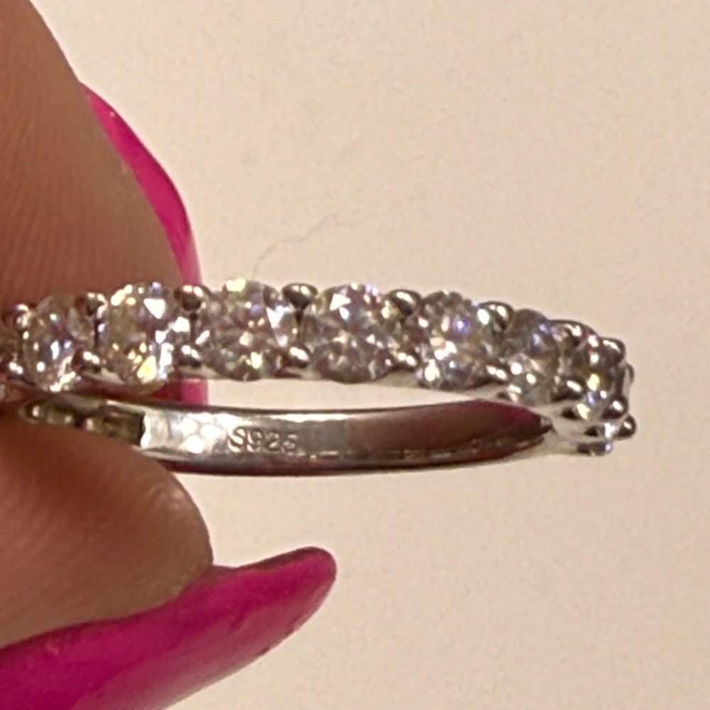 Kuololit Round Cut Diamond Moissanite Ring Sterling Silver S925 size 6 - Picture 6 of 9